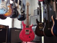PRS SE Custom 24 Bonnie Pink