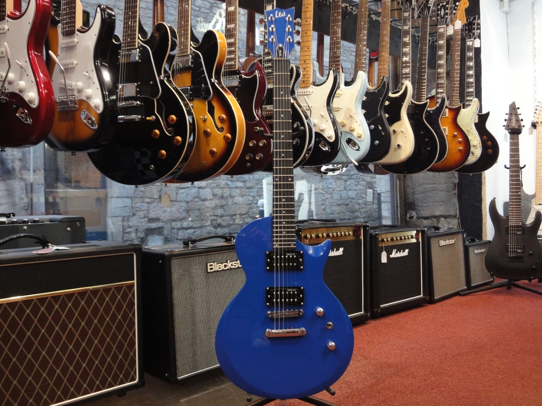 LTD EC10KIT-BLUE